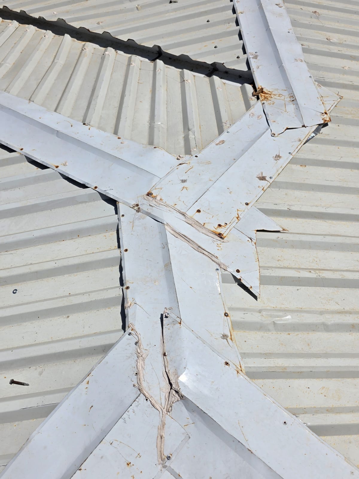 Roofs made with different materials