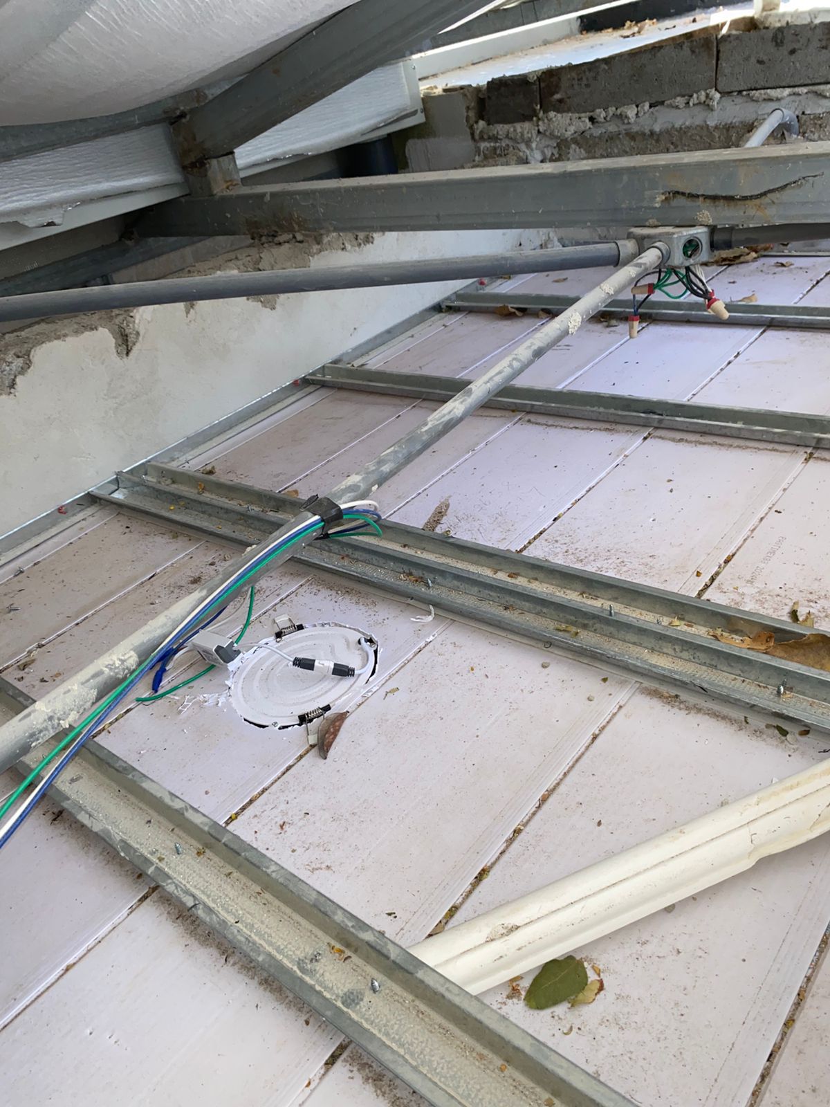 Poorly finished ceiling and walls